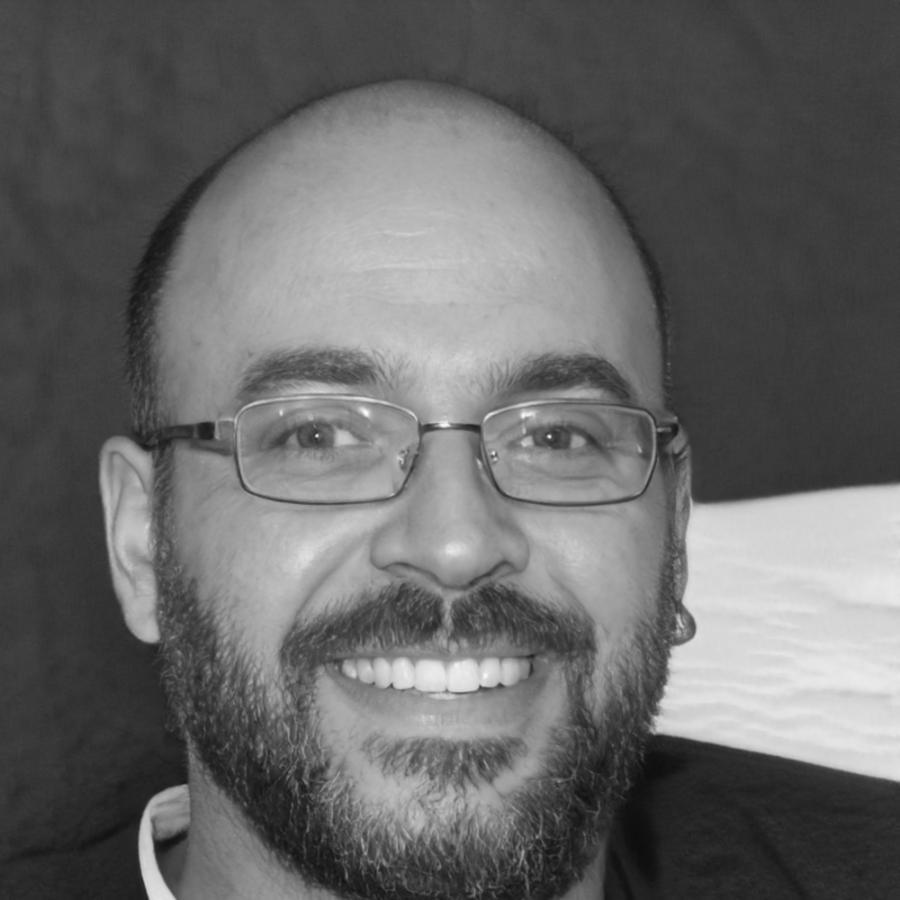 Retrato profesional de Enric Batlle